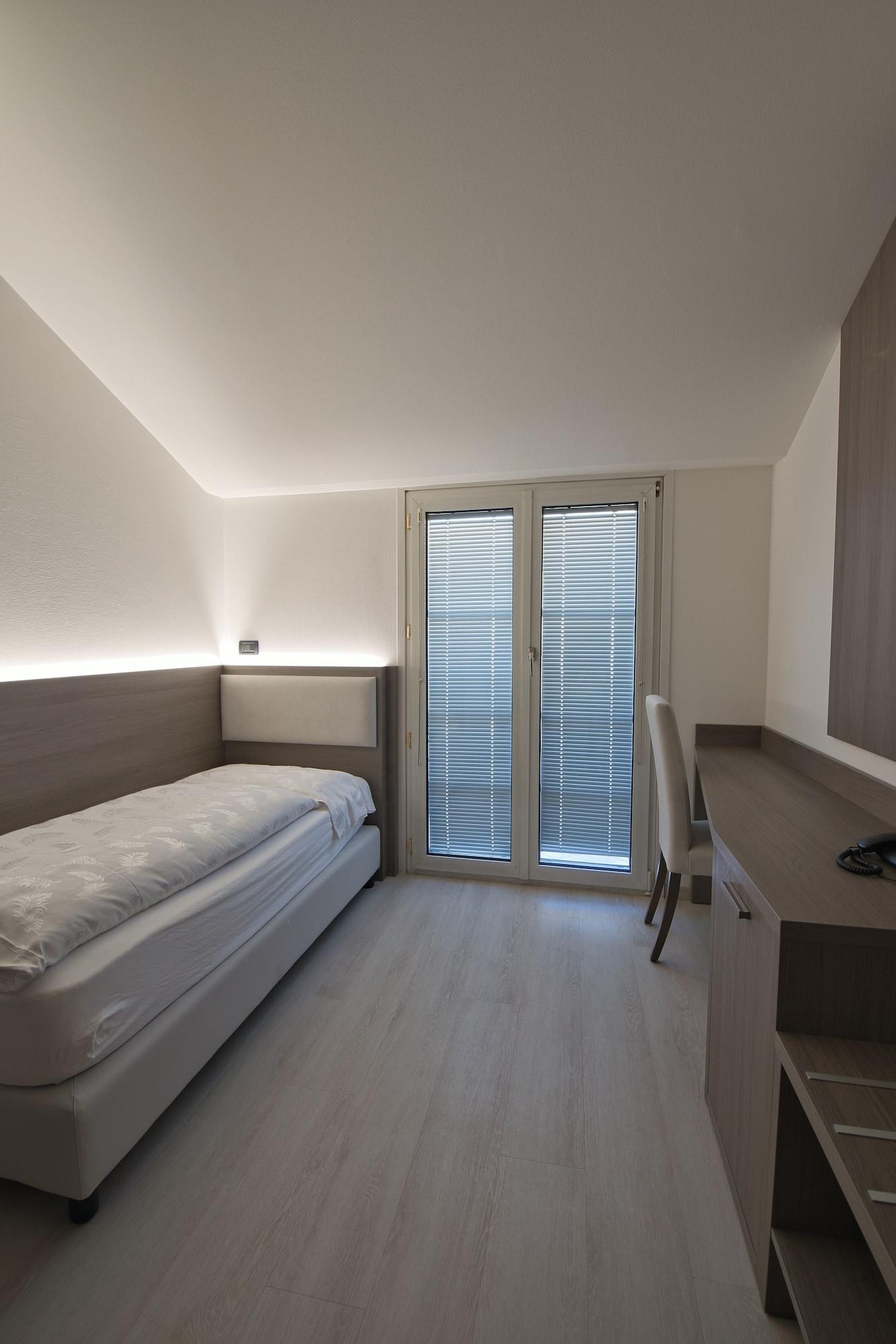 Garni Fontana 3*